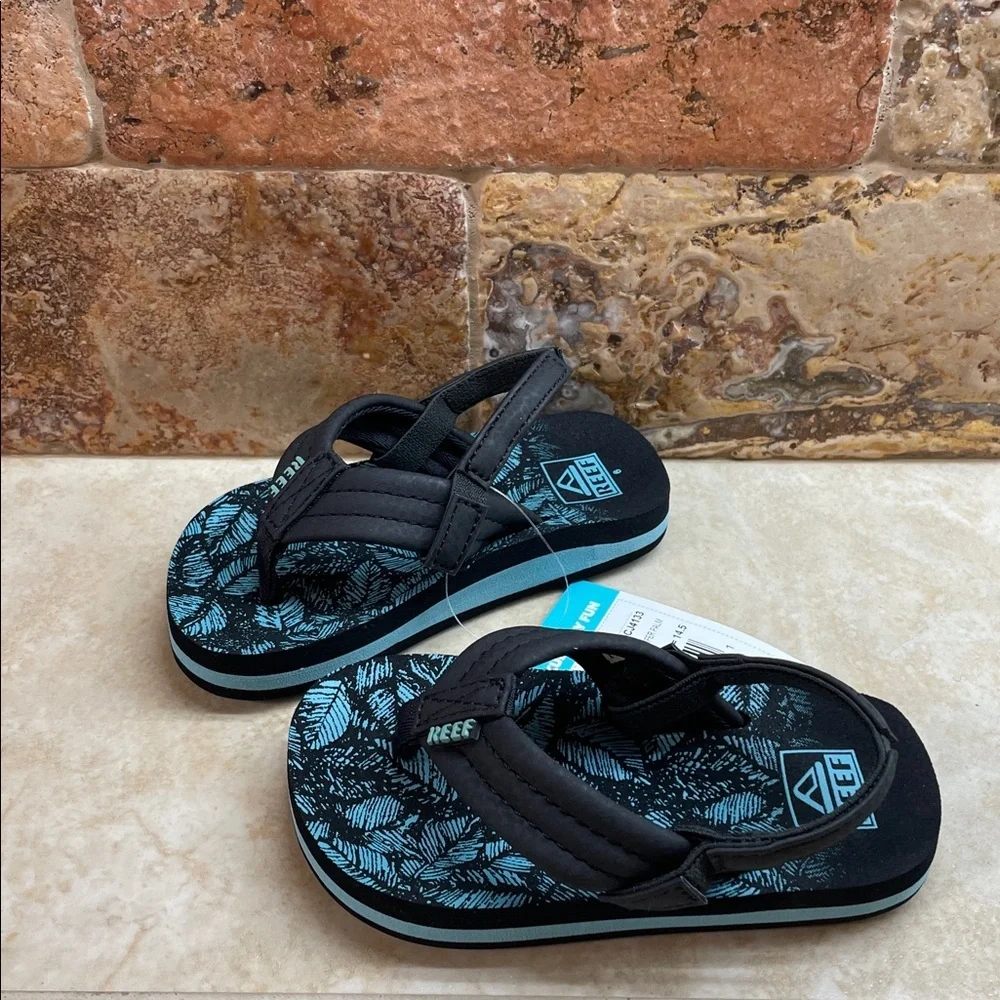 Reef Sandals Little Ahi Kids US 6 Flip Flops Aquifer Palm Black Blue NWT Shoes
